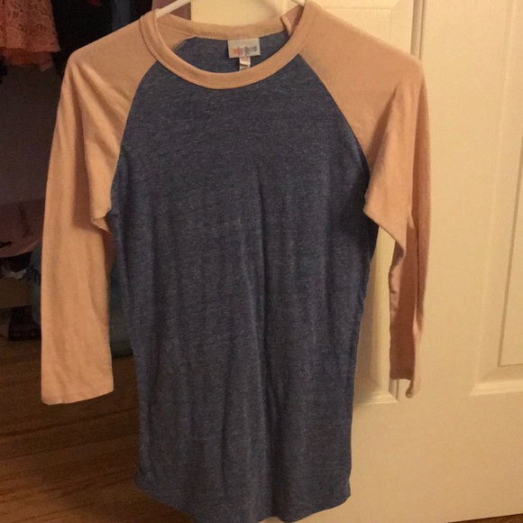 LuLaRoe Tops - Lularoe T-shirt!